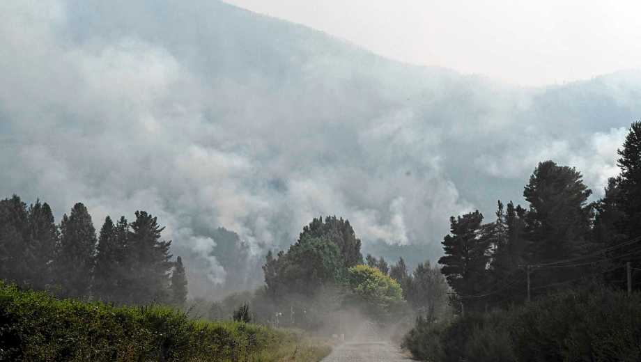 Incendios en la Patagonia. Foto: Marcelo Martinez / @Marxelo.Martinez