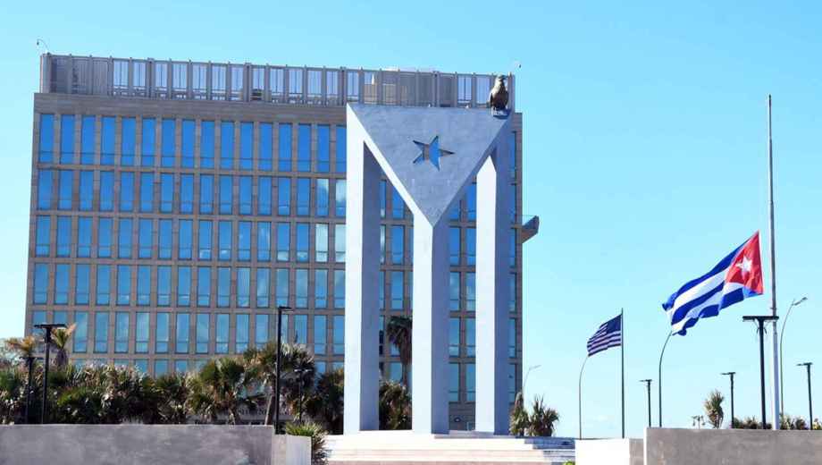 La Habana: embajadas europeas y latinoamericanas actualizan protocolos de evacuación ante el agravamiento de la crisis.