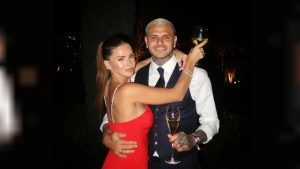 La China Suárez y Mauro Icardi recibieron el Año Nuevo juntos y compartieron su brindis en redes
