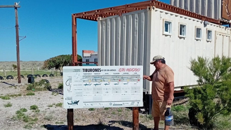 Los carteles fueron dispuestos en varios puntos claves de las playas. Foto: gentileza