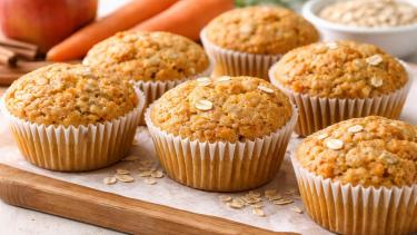 Muffins de manzana y zanahoria: receta sin azúcar para una merienda saludable y deliciosa