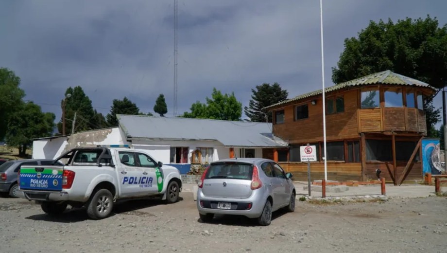 El hecho que se investiga ocurrió, según el denunciante, entre la noche del 13 y la madrugada del 14 de enero último en la comisaría 28 de Bariloche. (foto de archivo)