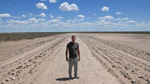 Fue verdulero en Córdoba y hoy invierte US$50 millones en alfalfa para transformar el desierto de la Patagonia