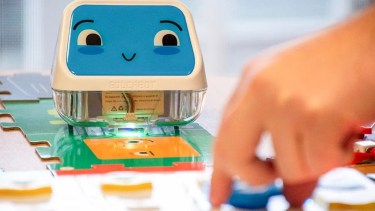 Verano interactivo: niños y jóvenes exploran robótica con una «Expedición Tecnológica» en Neuquén