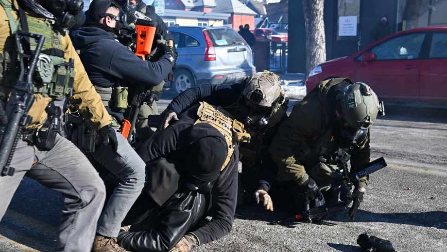 Un muerto en Minneapolis. Foto: AFP 