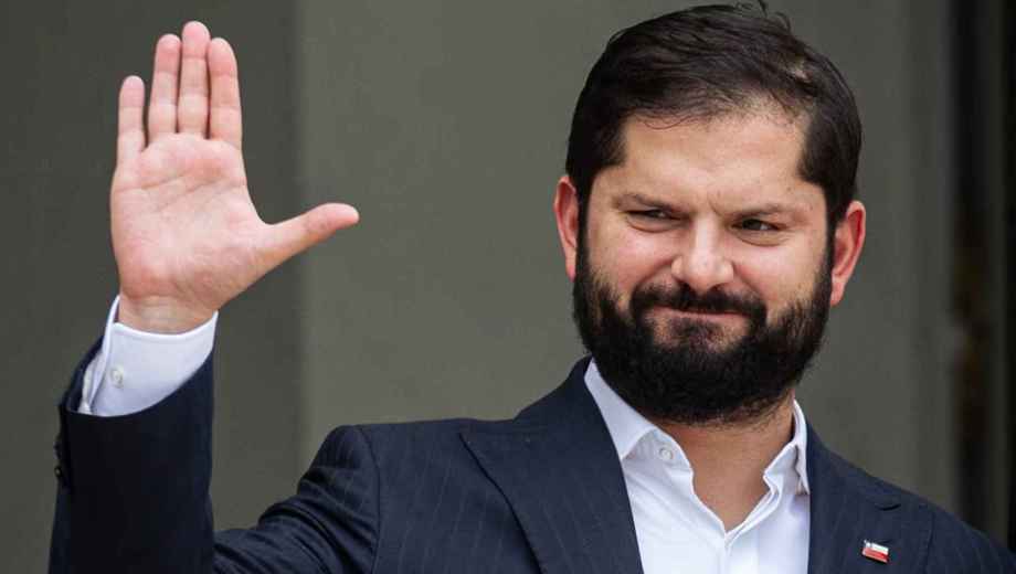 El presidente chileno llegará a Temuco para coordinar acciones por los incendios forestales en La Araucanía.