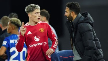 Manchester United echó al técnico Ruben Amorim y Alejandro Garnacho lo celebró en las redes