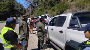 Hacía fuego en plena alerta por incendios en la Patagonia: multan a turista en Bariloche