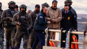 Tensión en Venezuela: Estados Unidos agradeció la “cooperación” argentina y Donald Trump anunció que Venezuela le entregará petróleo