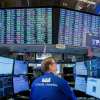 Imagen de El S&P Merval sube y el riesgo país cae a 504 puntos: los bonos rebotan a contramano de Wall Street
