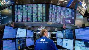 A contramano de Wall Street: el Merval subió impulsado por el petróleo y el riesgo país cayó a 501 puntos
