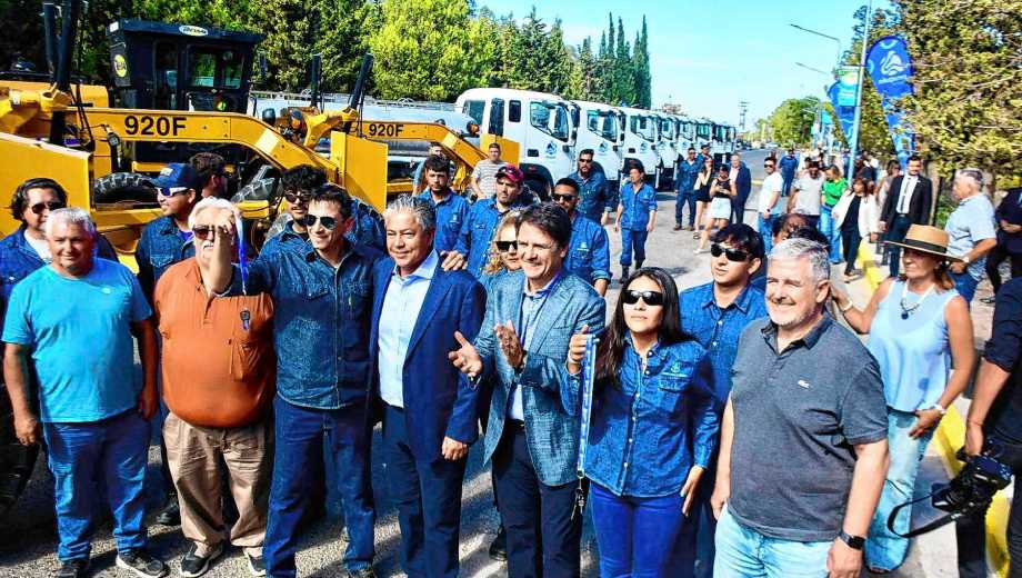 El acto de entrega de llaves  se realizó esta mañana en el Balcón del Valle. Foto: Matías Subat.