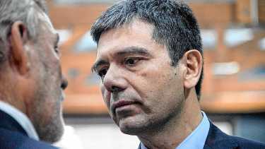 El GNL llegó a la Legislatura y hubo cruces por las regalías que cobrará Neuquén: «Dato mata relato»