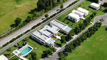 Causa AFA: se llevaron caballos de la mansión de Pilar ligada a Pablo Toviggino antes de un allanamiento