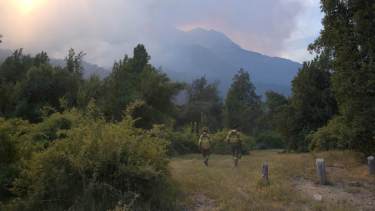 Un brigadista sufrió graves quemaduras durante el combate del incendio en Epuyén: está internado en Bariloche