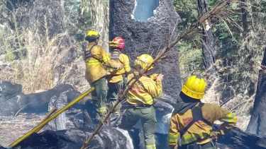 Alivio en el parque nacional Lanín: extinguieron los incendios en Valle Magdalena y Mallín del Ternero