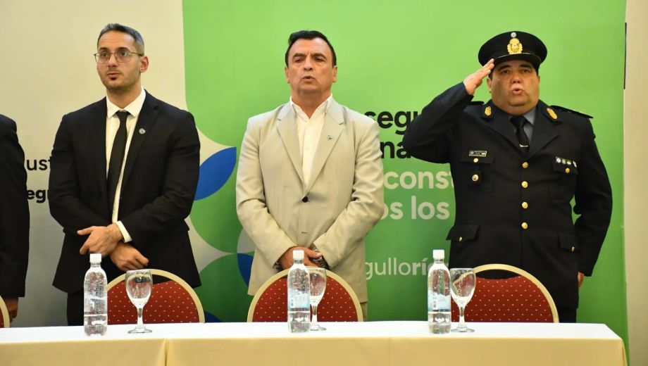 El programa prevé la realización de tres diplomaturas y dos seminarios con certificación internacional. Foto: Gobierno de Río Negro. 