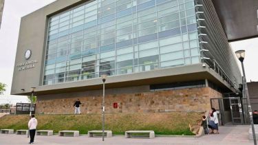 Imputaron a un hombre por privar de la libertad a su expareja y tres niños en Neuquén