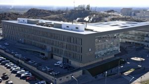 Revocaron la prisión preventiva de una mujer acusada de apuñalar a otra en Neuquén: quedó en libertad