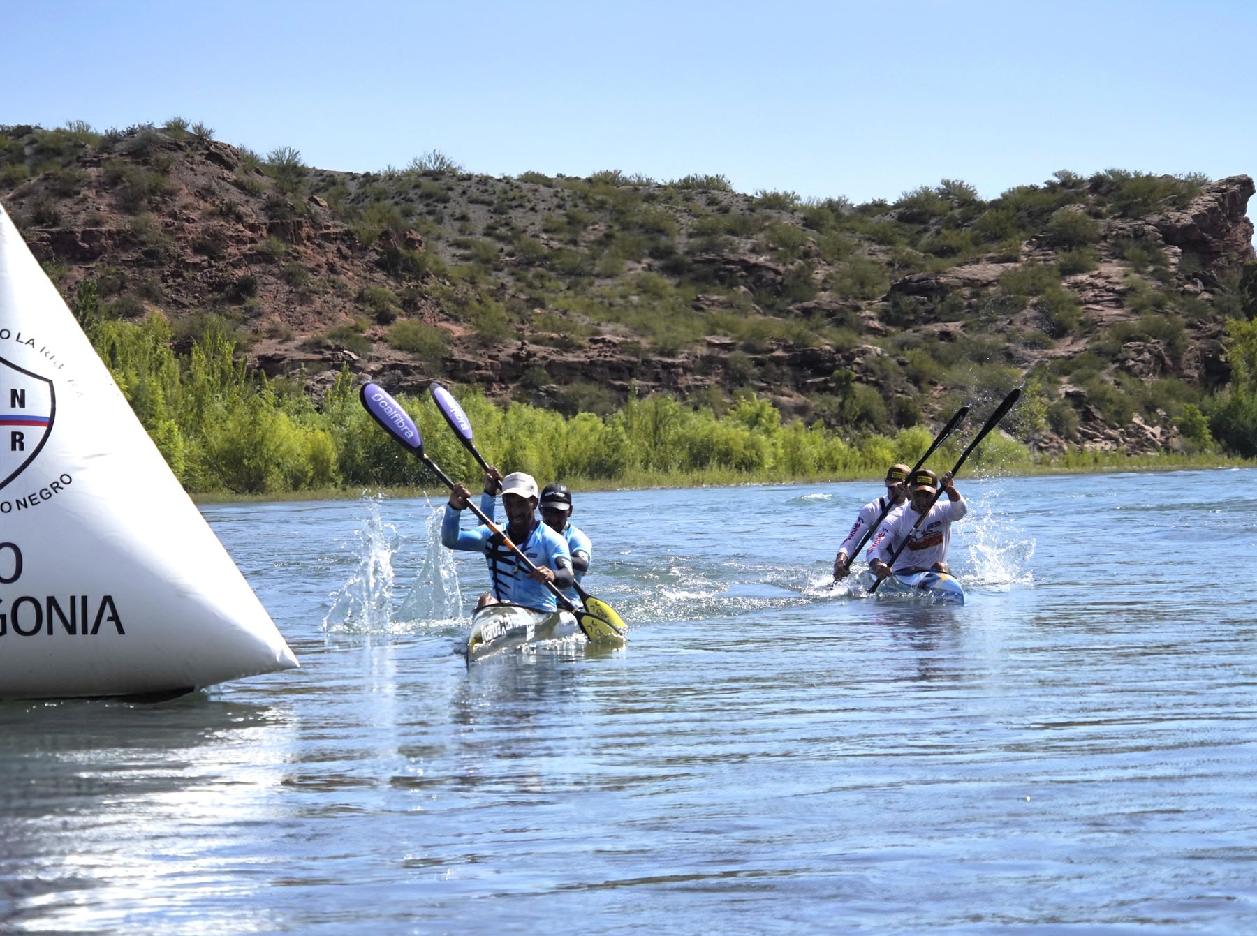 La Regata dorada tuvo un estreno brillante y explosivo