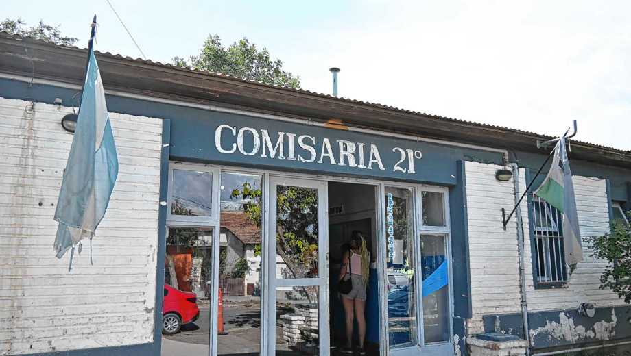 Intervinieron efectivos de la comisaría 21 de la zona norte de Roca. Foto Archivo/Juan Thomes.