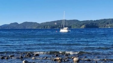 Un hombre murió en el lago Nahuel Huapi en Bariloche: se investigan las causas del fallecimiento