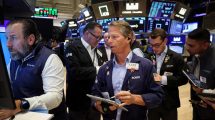 Imagen de El riesgo país subió a 429 puntos pese a la mejora de Moody’s: por qué el mercado frenó la baja