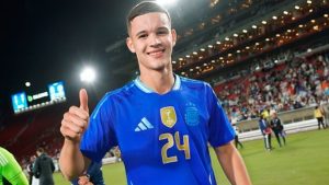 Bombazo: Racing, muy cerca de cerrar a Valentín Carboni, del Inter de Italia