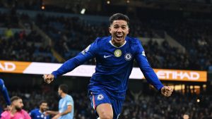 Con un gol agónico de Enzo Fernández, Chelsea empató con Manchester City