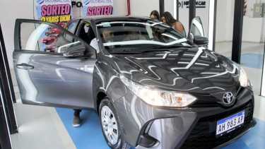 Los últimos ganadores del sorteo de Global Oil recibieron sus autos en Neuquén