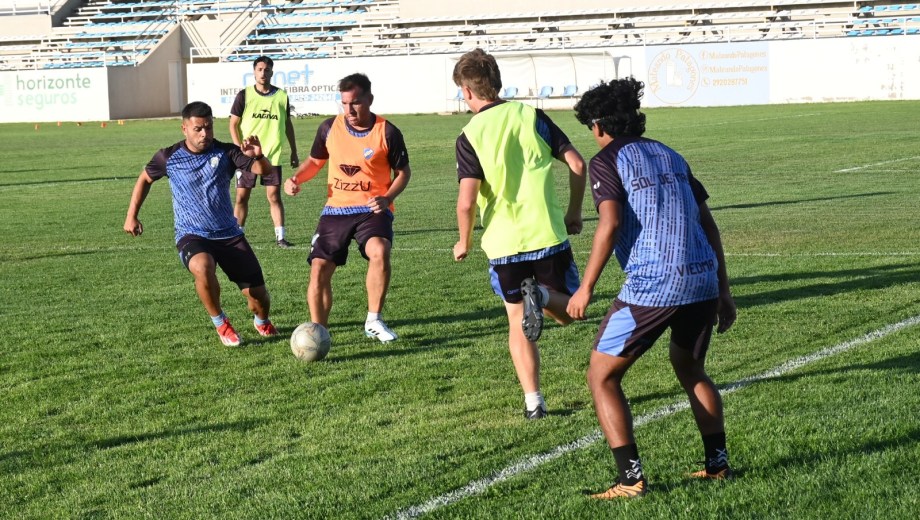 Sol de Mayo jugará un amistoso contra Deportes Puerto Montt en Chile. (Foto: Prensa Sol de Mayo)