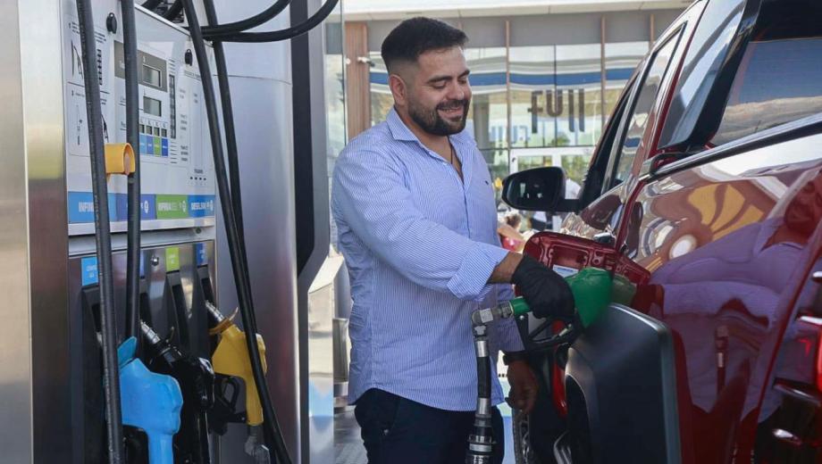 El sistema de autodespacho de YPF ya está habilitado en distintas estaciones del país y convive con la atención tradicional, como parte del plan de modernización de la red. Fotos Gentileza YPF.