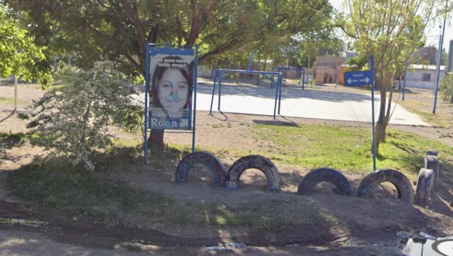 El hecho ocurrió en inmediaciones de una plaza de Roca, donde el imputado disparó dos veces contra la víctima y le causó heridas de extrema gravedad.
