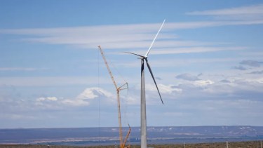 El parque eólico Las Campanas busca incorporarse al mercado eléctrico nacional en 2026