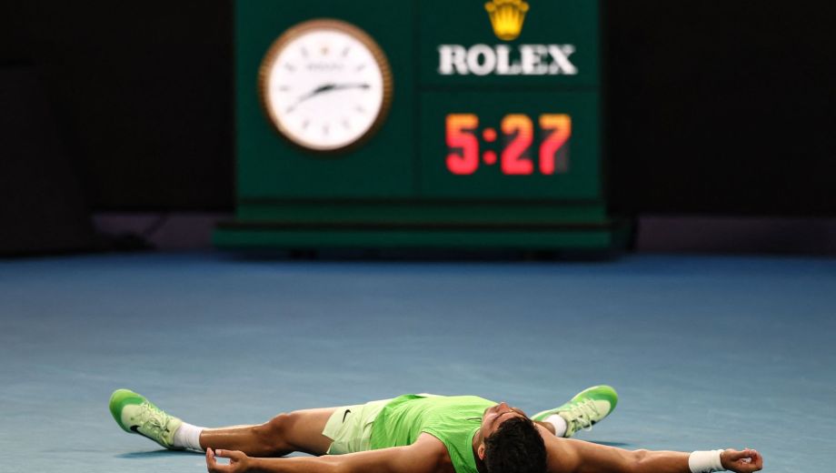 Punto final y tremenda victoria del N° 1 del planeta para buscar su primera corona en Melbourne. (AP)