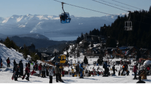 Lanzan preventa de pases diarios a 160 mil pesos para esquiar este invierno en Catedral