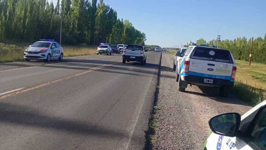 Un muerto luego de un vuelco en la Ruta 250, entre Lamarque y Luis Beltrán. Foto: Gentileza. 