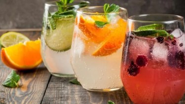 Dos recetas de cocteles de verano para disfrutar durante la tarde de pileta