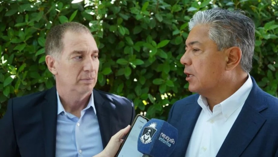 Diego Santilli y Rolando Figueroa en la reunión de noviembre, en Neuquén. Foto: archivo.