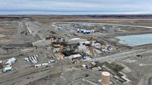 Ingresaron más de US$ 130 millones desde China para reactivar la obra de una represa en la Patagonia