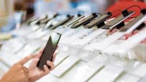 Celulares sin impuestos: ¿Cuánto deberían bajar de precio tras la quita total de aranceles?