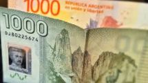 Imagen de Peso chileno y dólar: a cuánto cotizan este lunes 12 de enero, lo que tenés que saber antes de ir a Chile