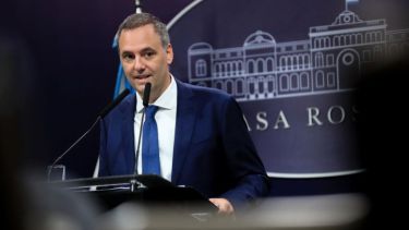 La mesa política de Javier Milei se reúne para analizar el pedido de los gobernadores de la Patagonia por los incendios