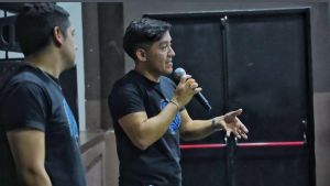 “El abrazo de la UNCo”: de vivir en la calle a recibirse de Psicólogo