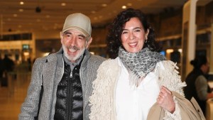 Quién es la esposa argentina de Imanol Arias, de perfil bajo, ligada a Bariloche y a la Patagonia