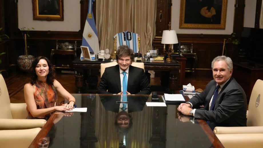 Javier Milei junto a  Isabel Díaz Ayuso. Foto: Presidencia. 