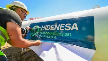 Llegan los primeros equipos para instalar la planta de GLP en Moquehue y avanzar con el gas domiciliario