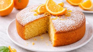 Bizcocho de naranja en microondas: esponjoso y listo en 10 minutos