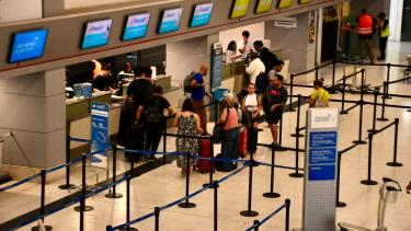 Paro de controladores aéreos: el cronograma de protestas que afectará los vuelos en los próximos días