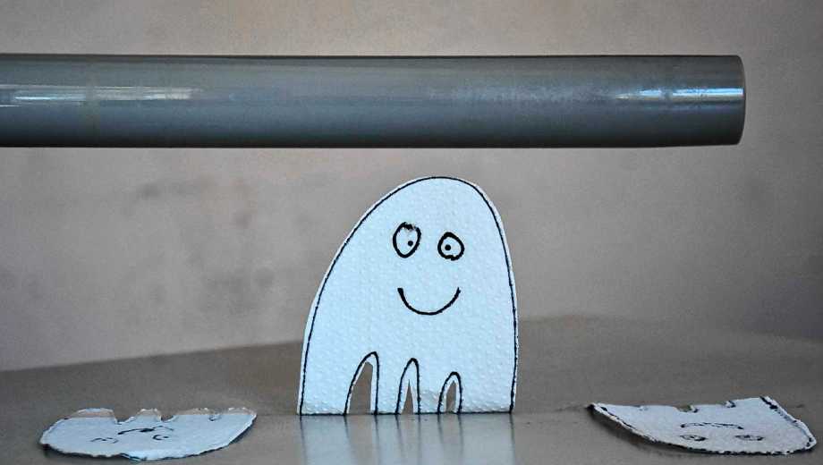 Un nuevo experimento para hacer con los más chicos. Foto: Matías Subat